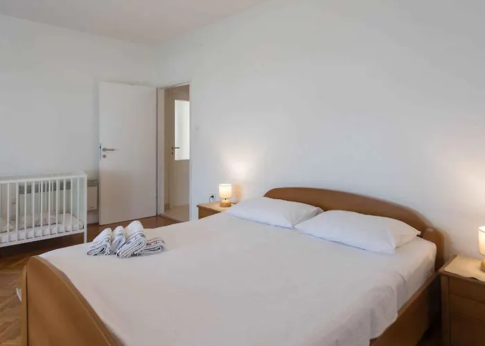 Апартаменты In - Insel Pasman 53913 *