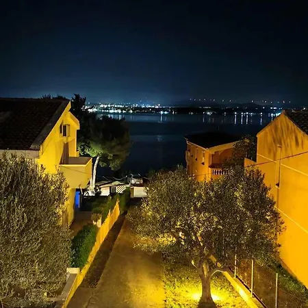 Apartman In - Insel Pasman 53913 *